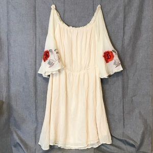 NEW w/Tags Altar’d State Embroidered dress/tunic
